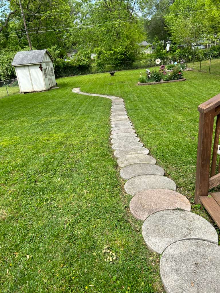 Bush and hedge trimming service