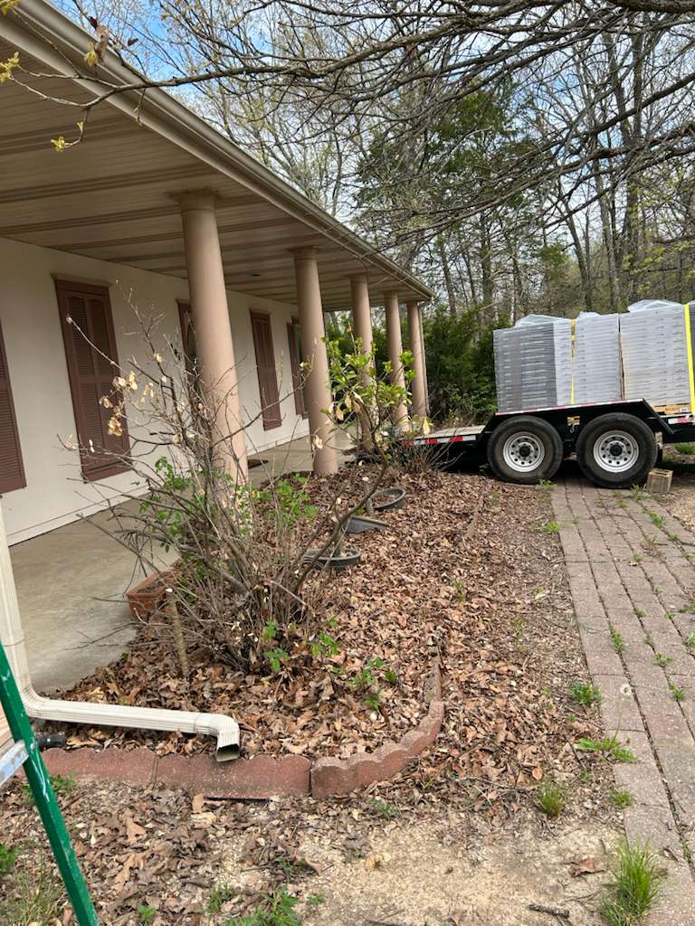 Seasonal cleanup with leaf removal