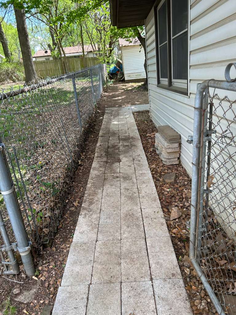 Walkway maintenance and cleanup